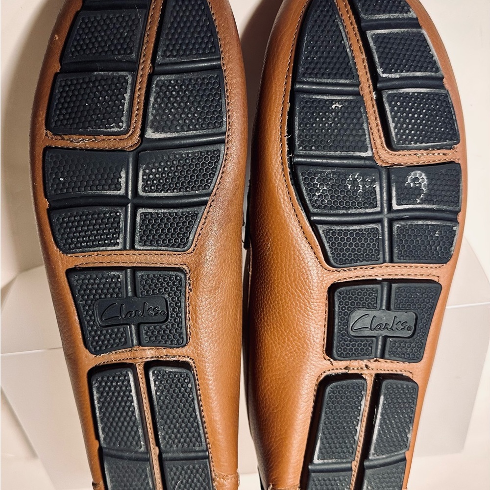Clarks Mens Casual Shoes Cognac Leather Loafers Size 10 M - Picture 7 of 8